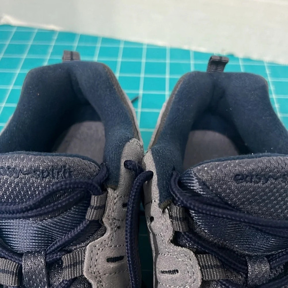 Easy Spirit Walking Shoes Blue Ladies size 7 1/2 - Picture 11 of 12